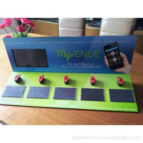 19-inch LED digital photo frame with 4:3 ratio, table stand